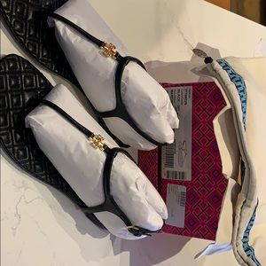 Tory Burch Marion Quilted Sandals Black size 11